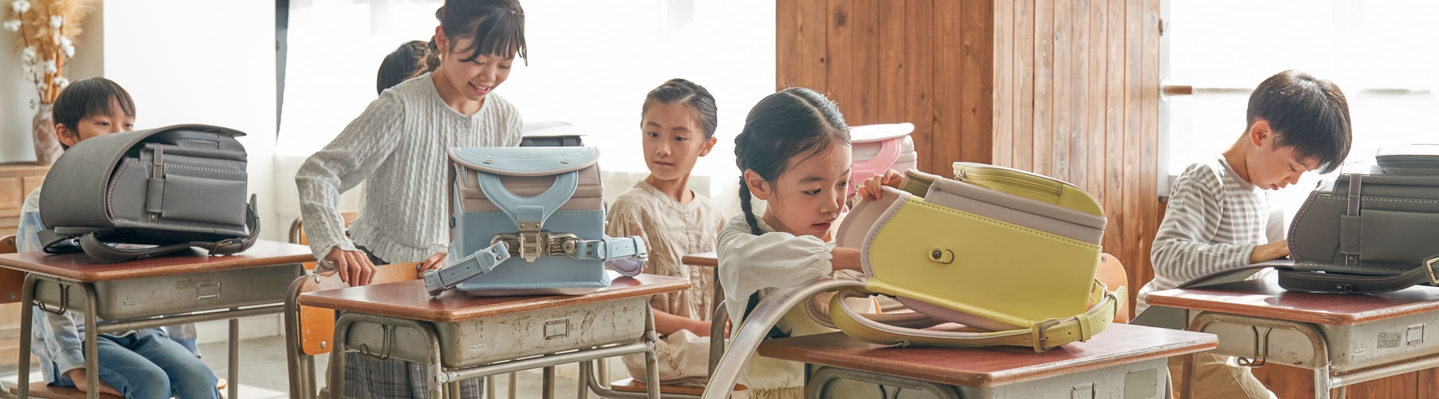 シリーズで探す キービジュアル