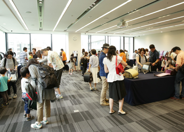 展示会の風景