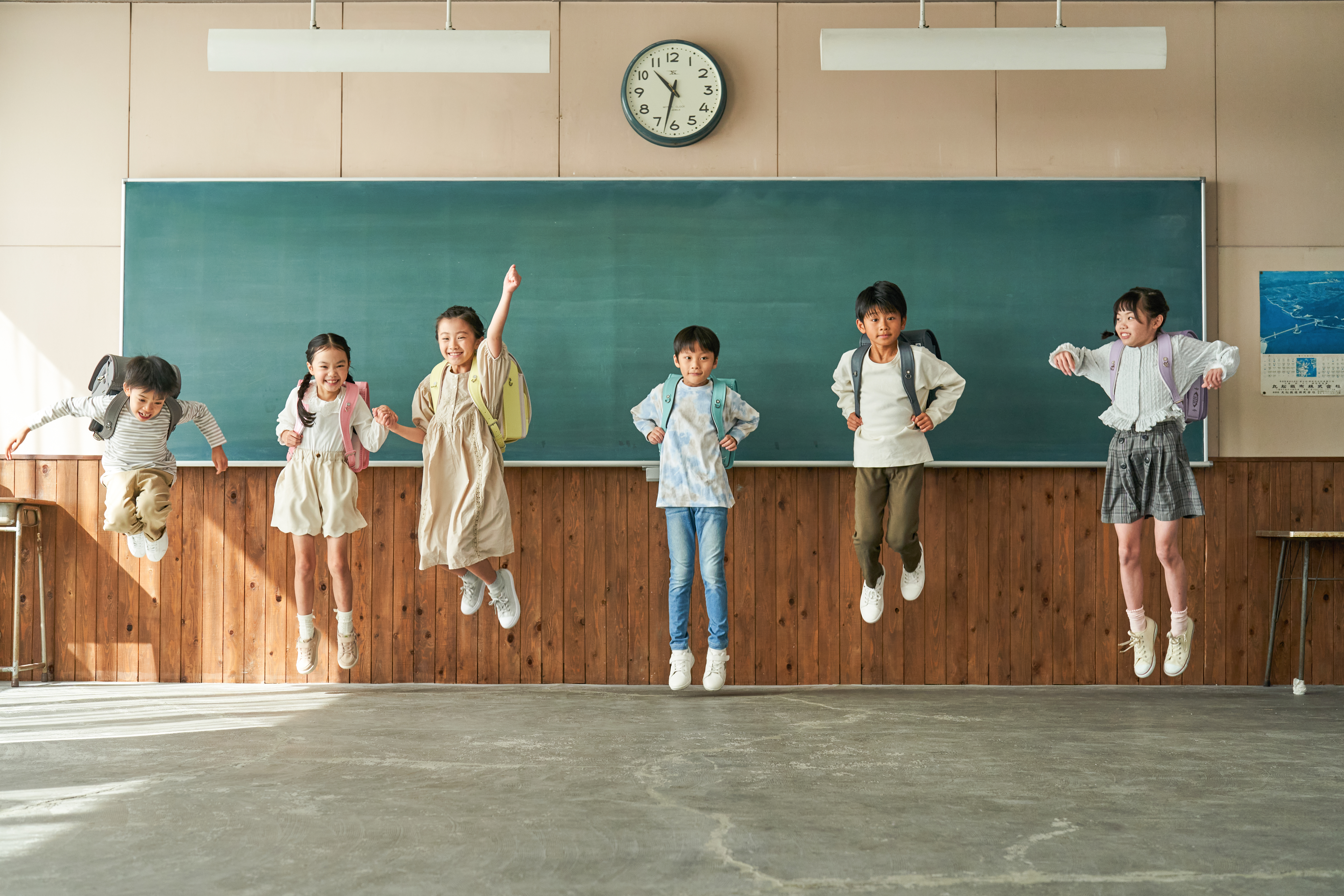 ランドセルはレンタルと展示会、どちらで選ぶ？ご家庭に合う選び方をご案内